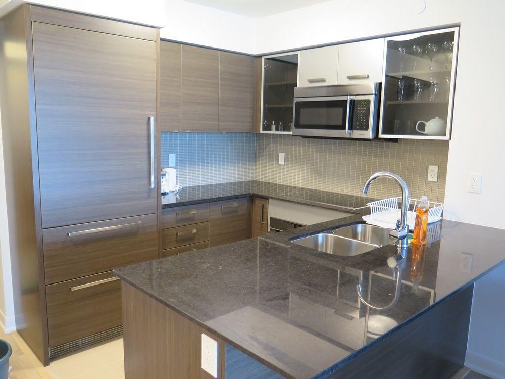 Hotel Kashaneh - Yonge Street Toronto