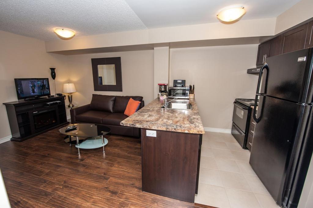Hotel 2b By Canada 3*