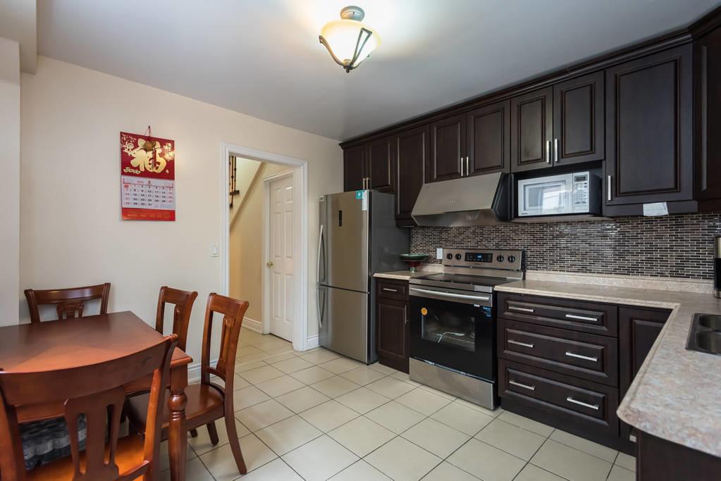 Guest house Lili Garden Toronto