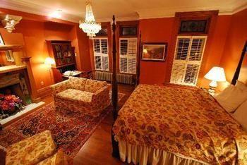 Beverley Place Hotel Toronto