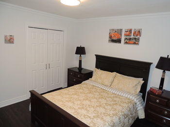 Vacation - Executive Underground One-bedroom Toronto