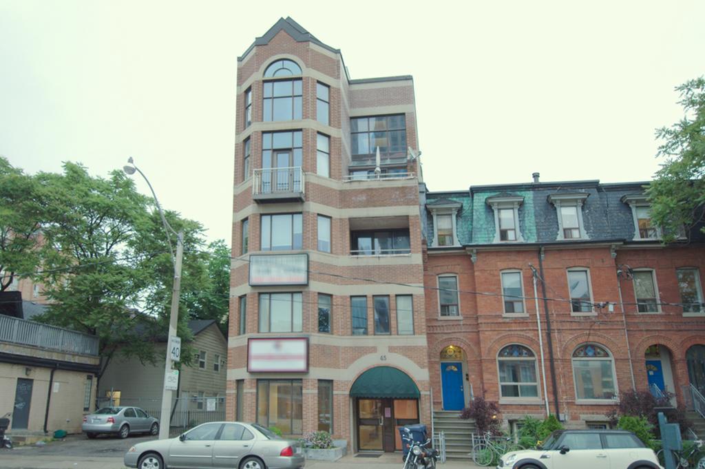 Luxurious Penthouse Duplex - Downtown Central