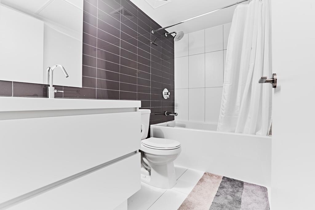 Apartment Gorgeous 2 Storey Townhouse