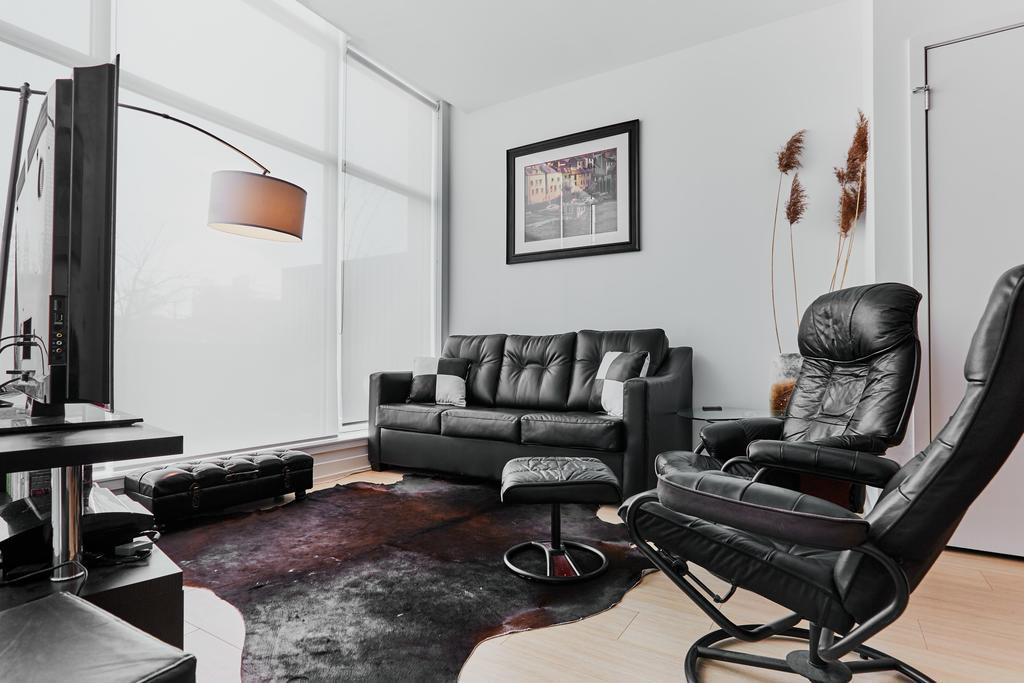 Gorgeous 2 Storey Townhouse * Toronto