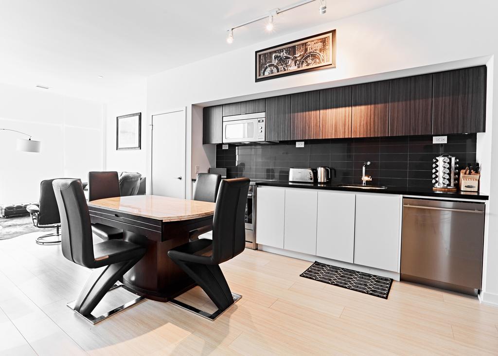 Gorgeous 2 Storey Townhouse Apartment