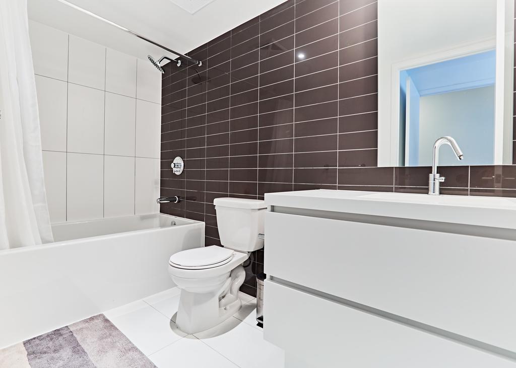 Gorgeous 2 Storey Townhouse Apartment Toronto