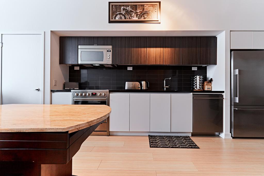Apartment Gorgeous 2 Storey Townhouse
