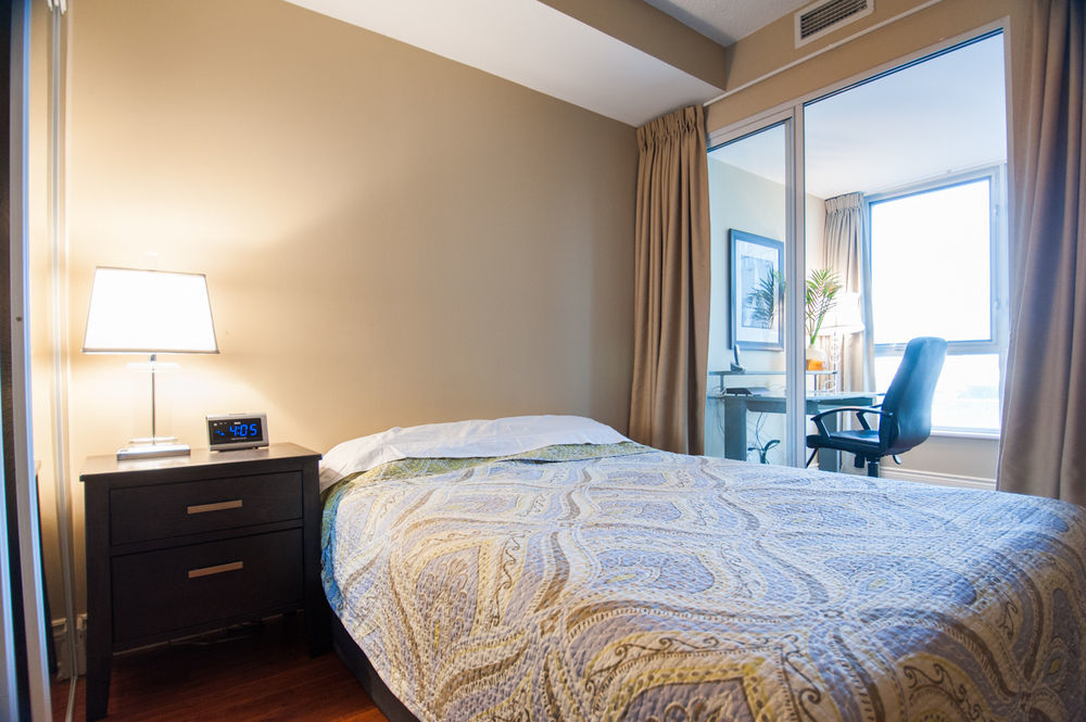 Hotel Tosuites - Signatures On Bloor