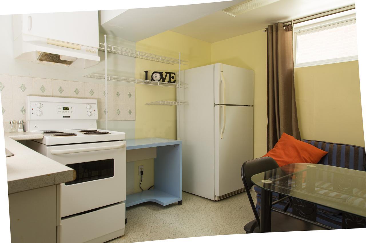 Charlton Suites Guest House Guest house 2*