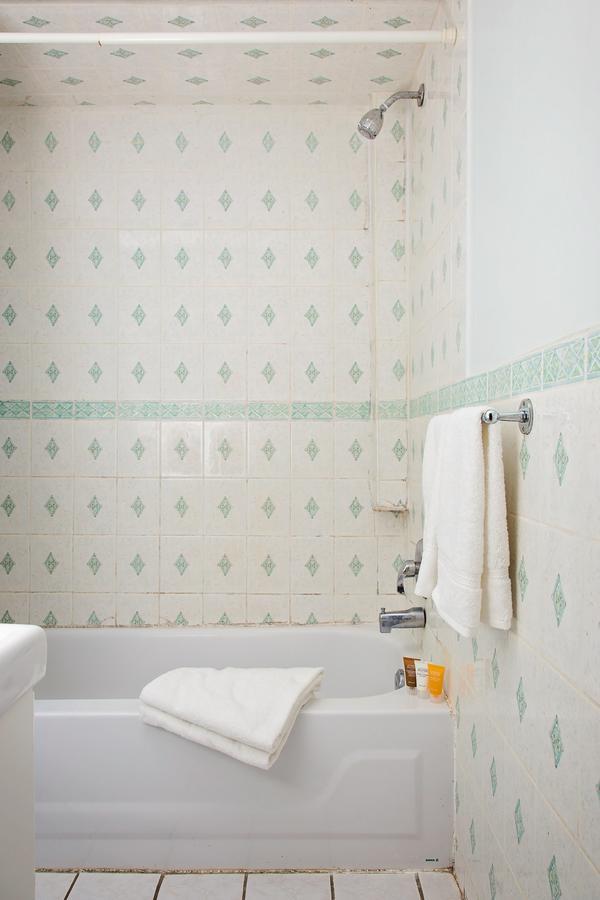 Charlton Suites Guest House Toronto