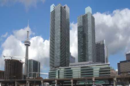 Luxury Fully Furnished Suite In Downtown Toronto - Maple Leaf Square Apartment