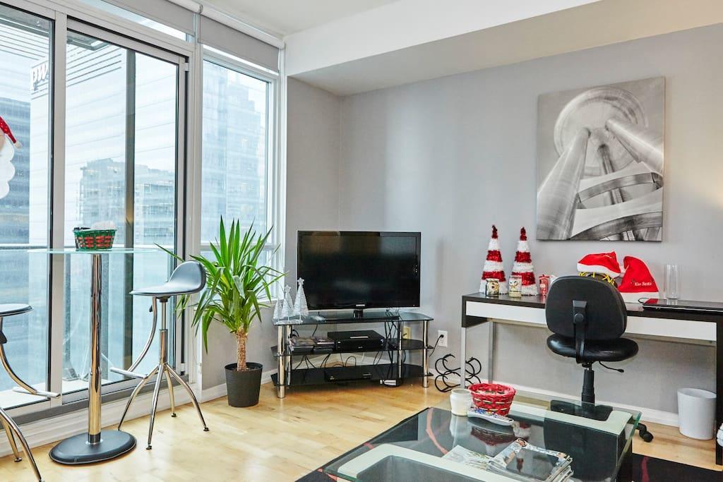 Apartment Luxury Fully Furnished Suite In Downtown Toronto - Maple Leaf Square Toronto