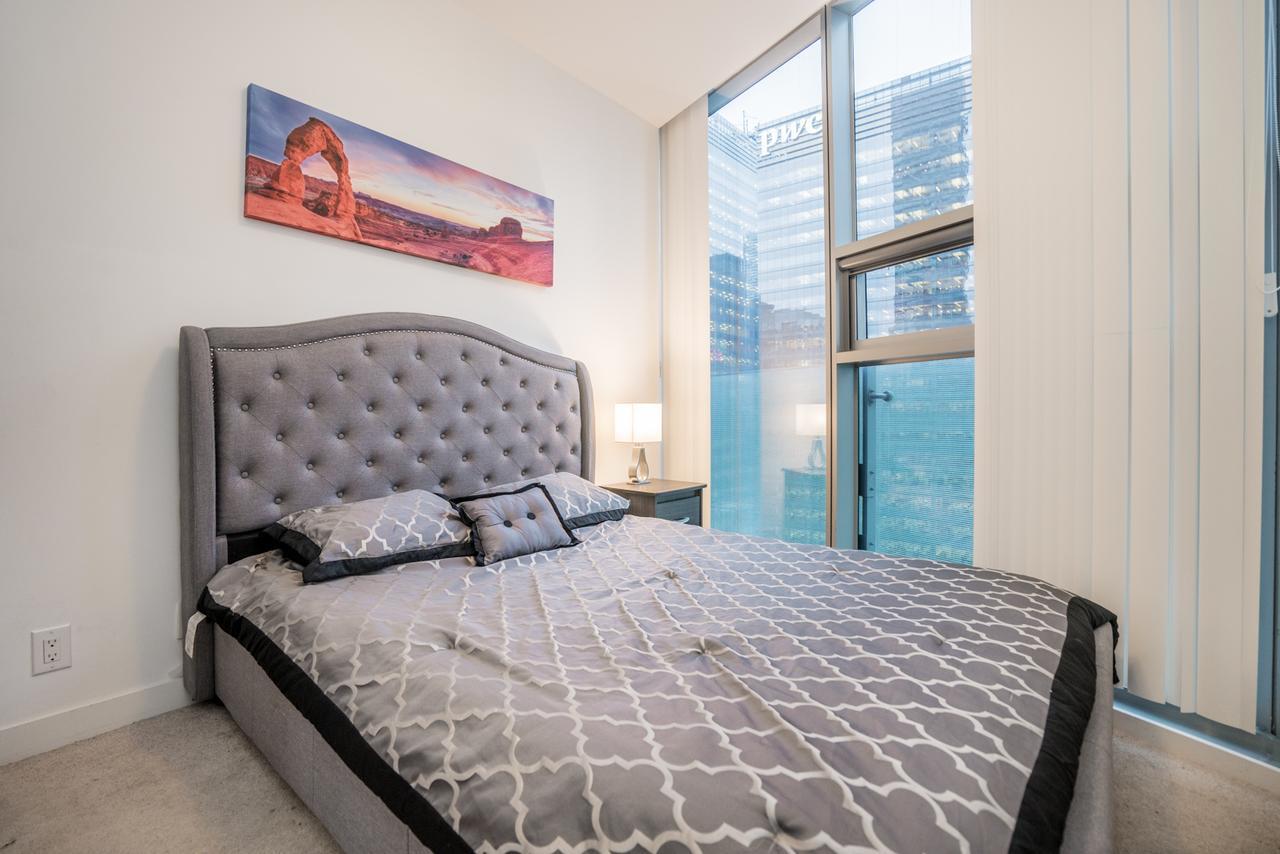 Aaira York St Apartment