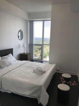 Kashaneh - Yonge Street Hotel 3*