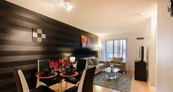 Hotel Royal Stays - Blue Jays Way 4*