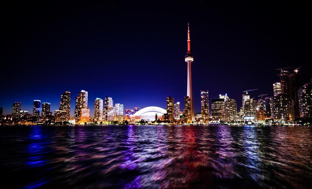Apartment Luxury Fully Furnished Suite In Downtown Toronto - Maple Leaf Square *