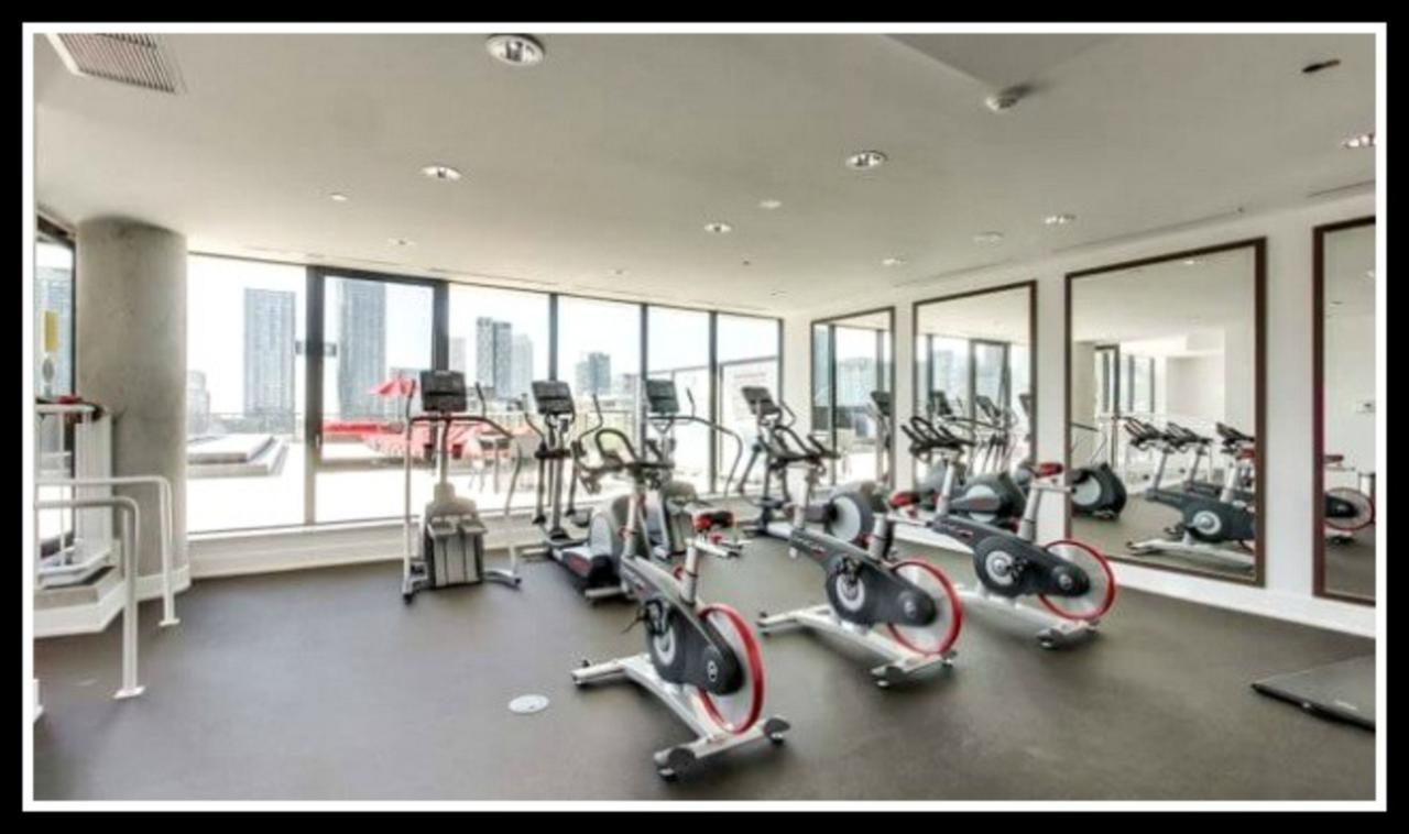 Pelicanstay In Fashion District Apartment Toronto