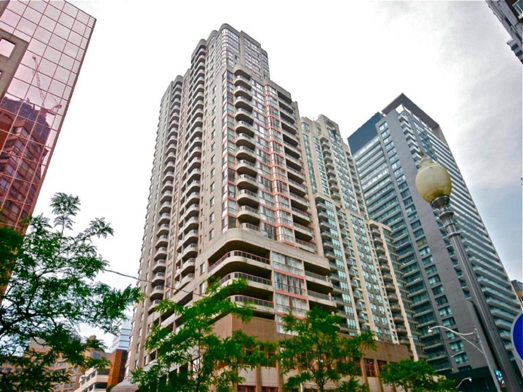 Glen Grove - Conservatory Tower Aparthotel