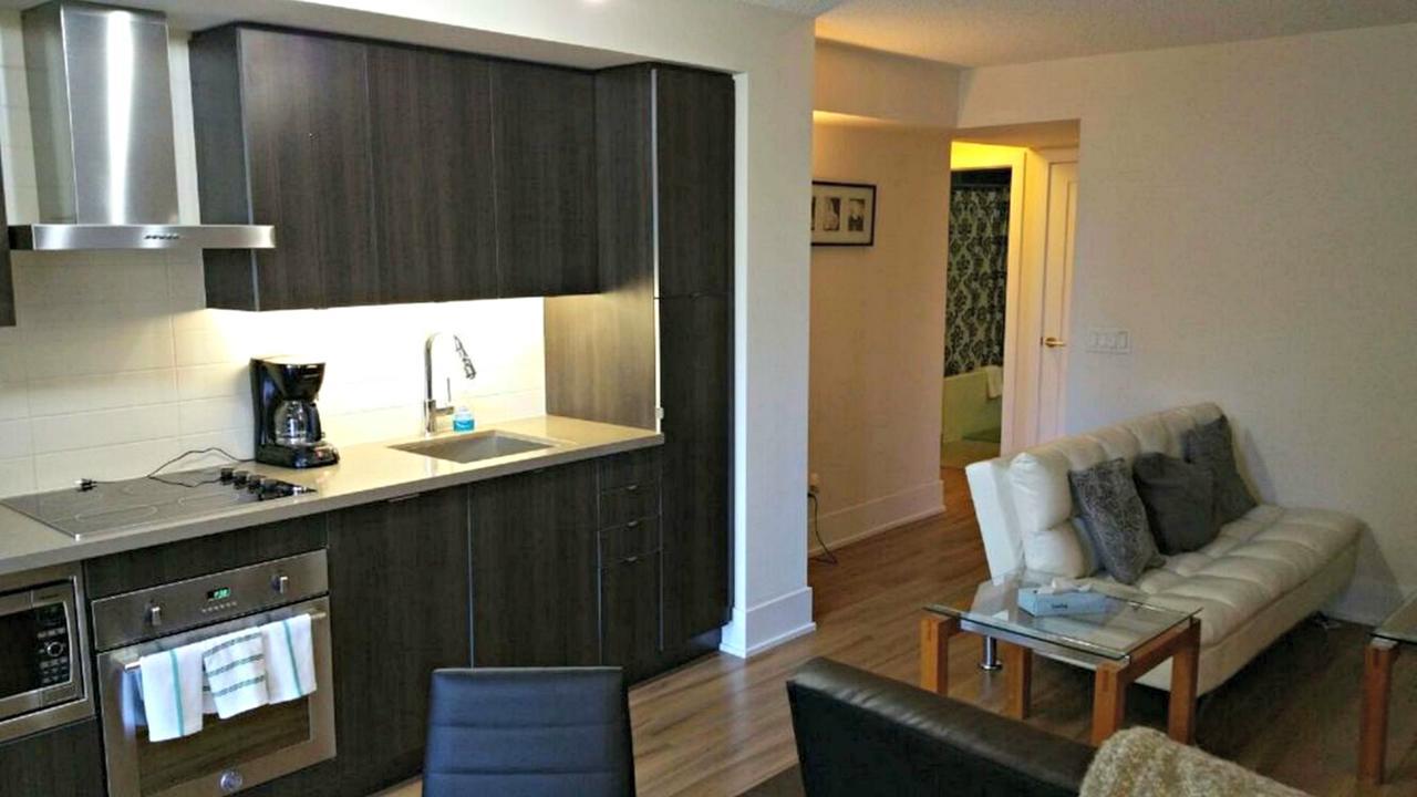 Pelicanstay In Downtown Toronto Apartment