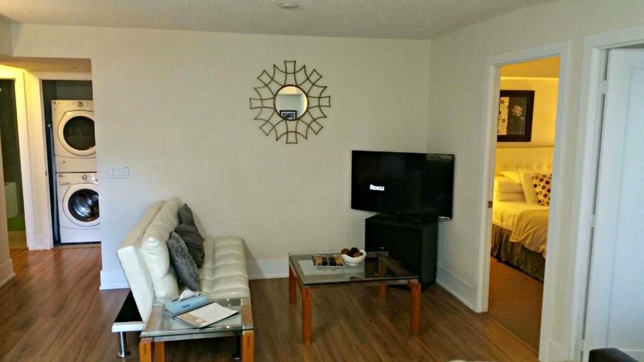Apartment Pelicanstay In Downtown Toronto Toronto