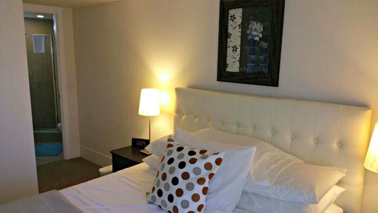 Pelicanstay In Downtown Toronto