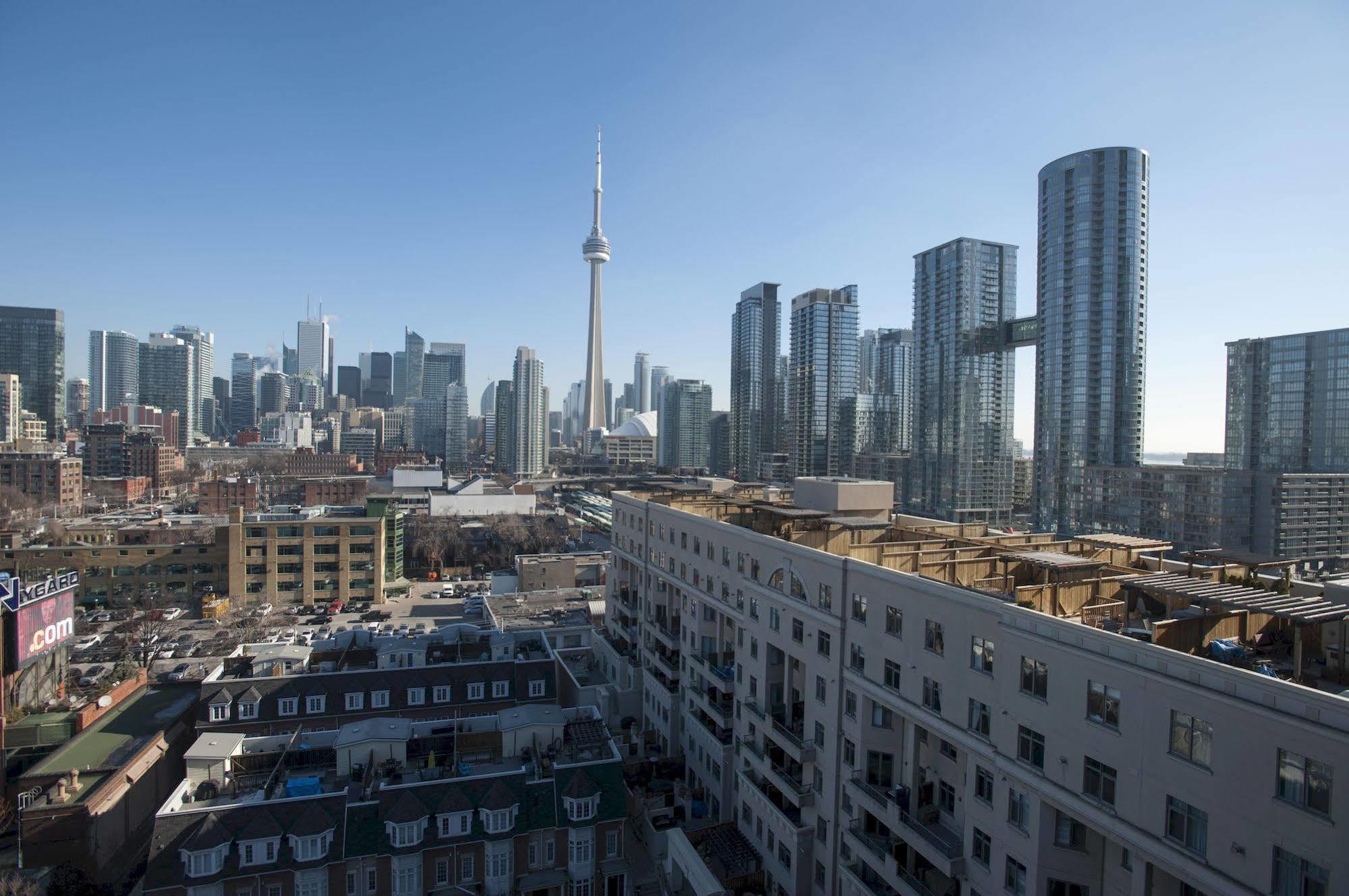 Life Luxury Downtown Toronto
