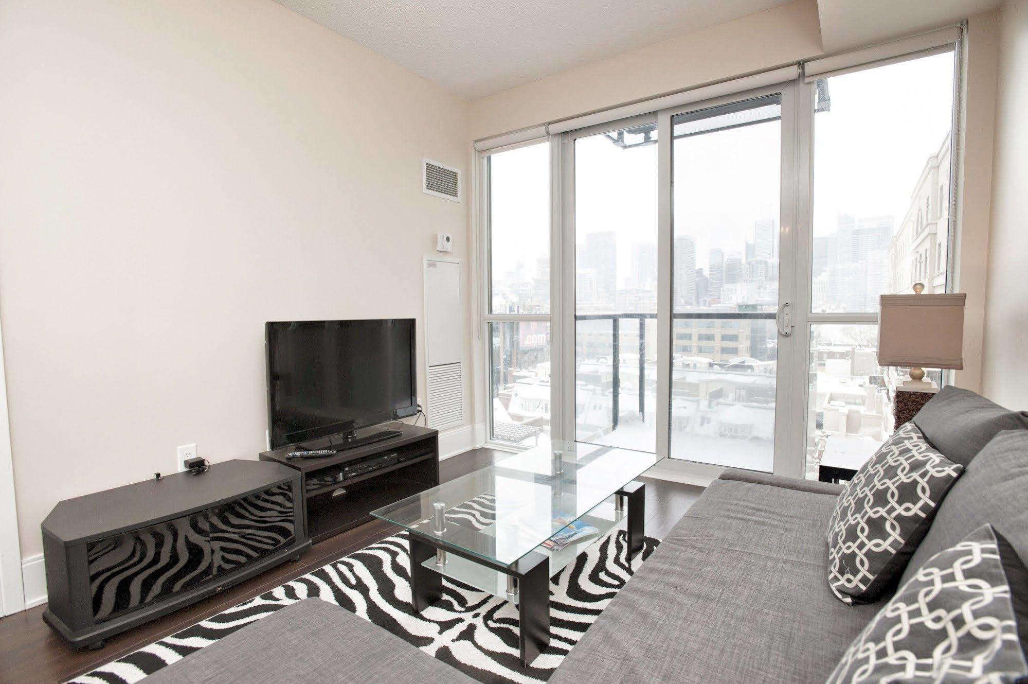 Life Luxury Downtown