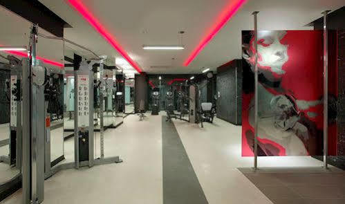 Life Luxury Downtown Hotel 3*