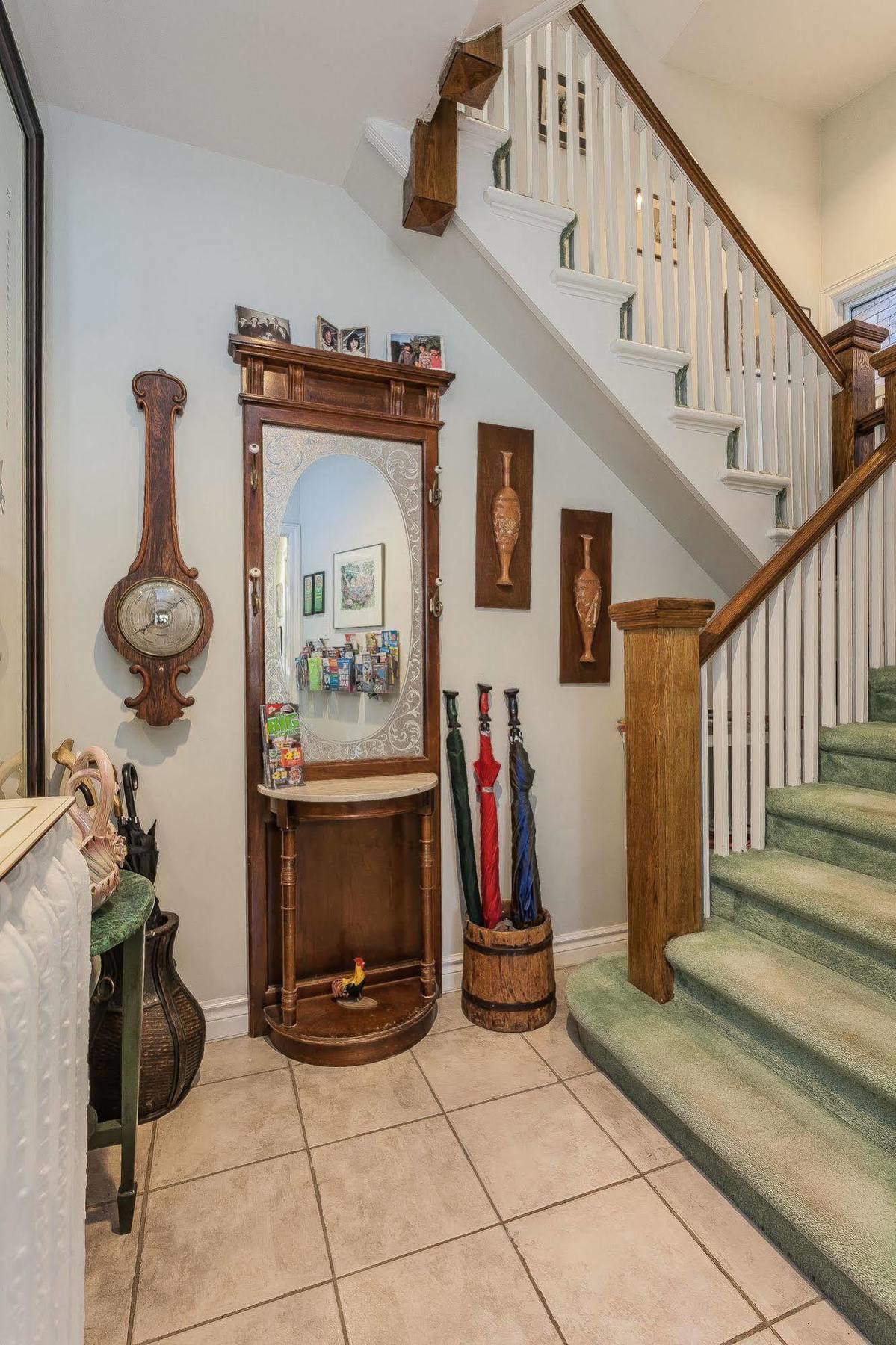 Rose Garden Bed & Breakfast 3*