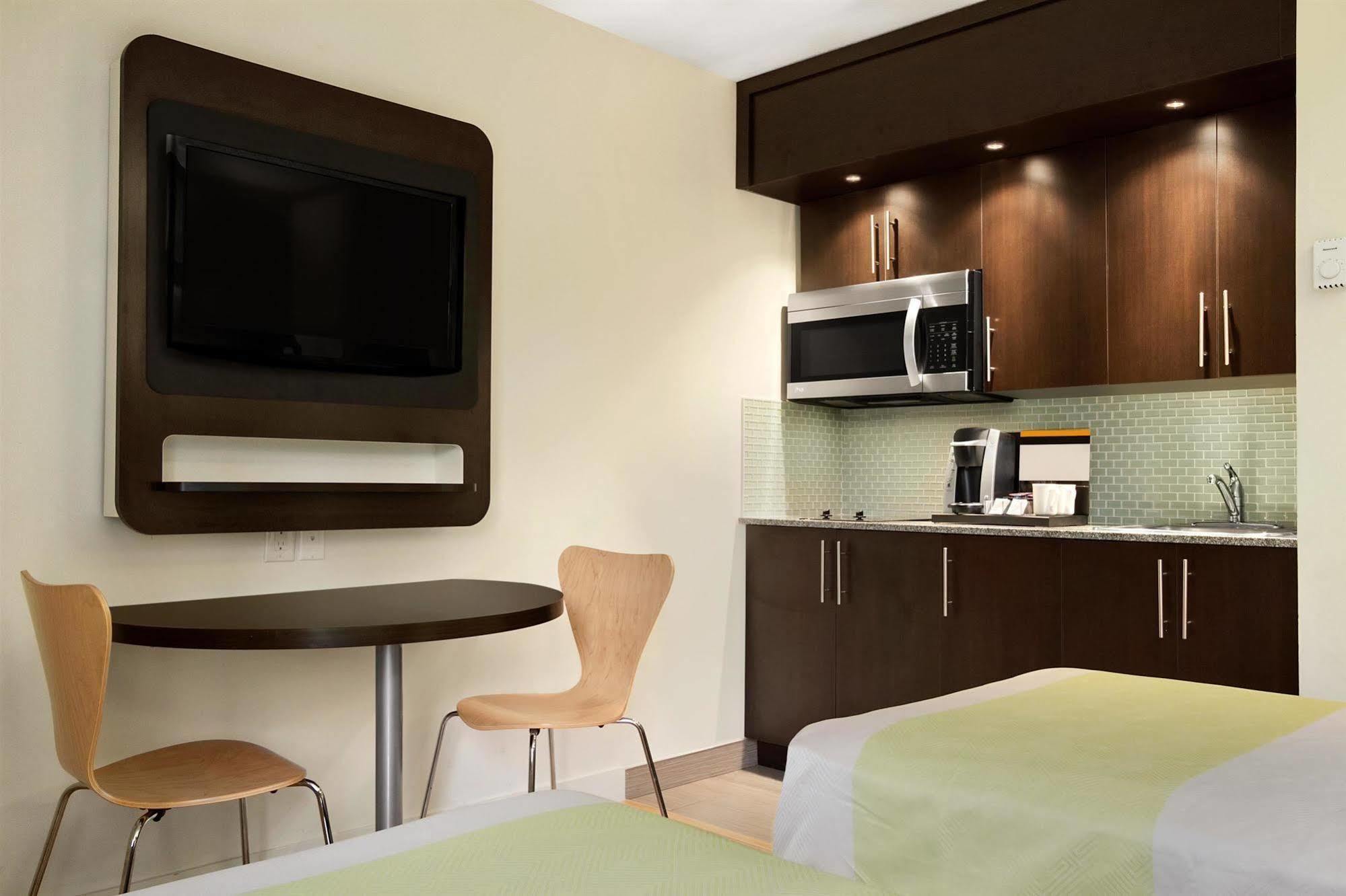 Aparthotel 6 Downtown Toronto