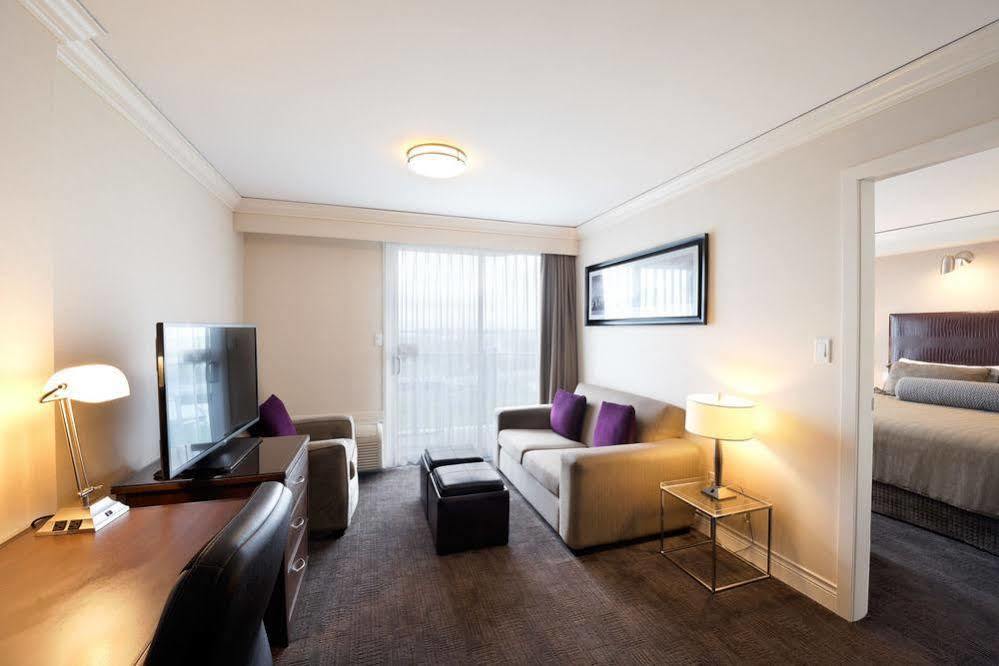 Sandman Signature Airport 4* Toronto
