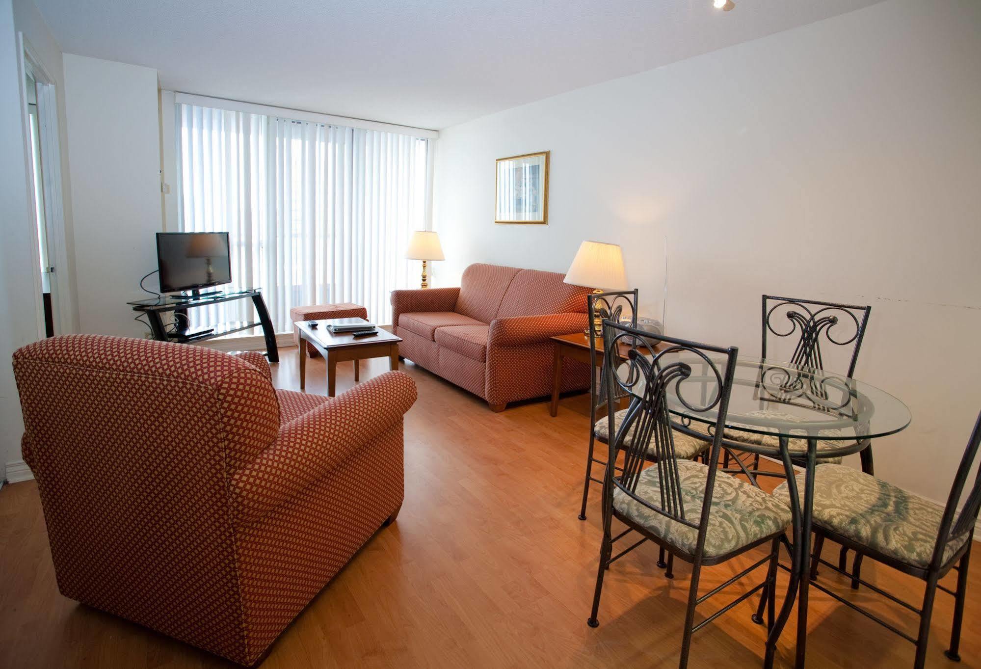 Glen Grove - Conservatory Tower Aparthotel