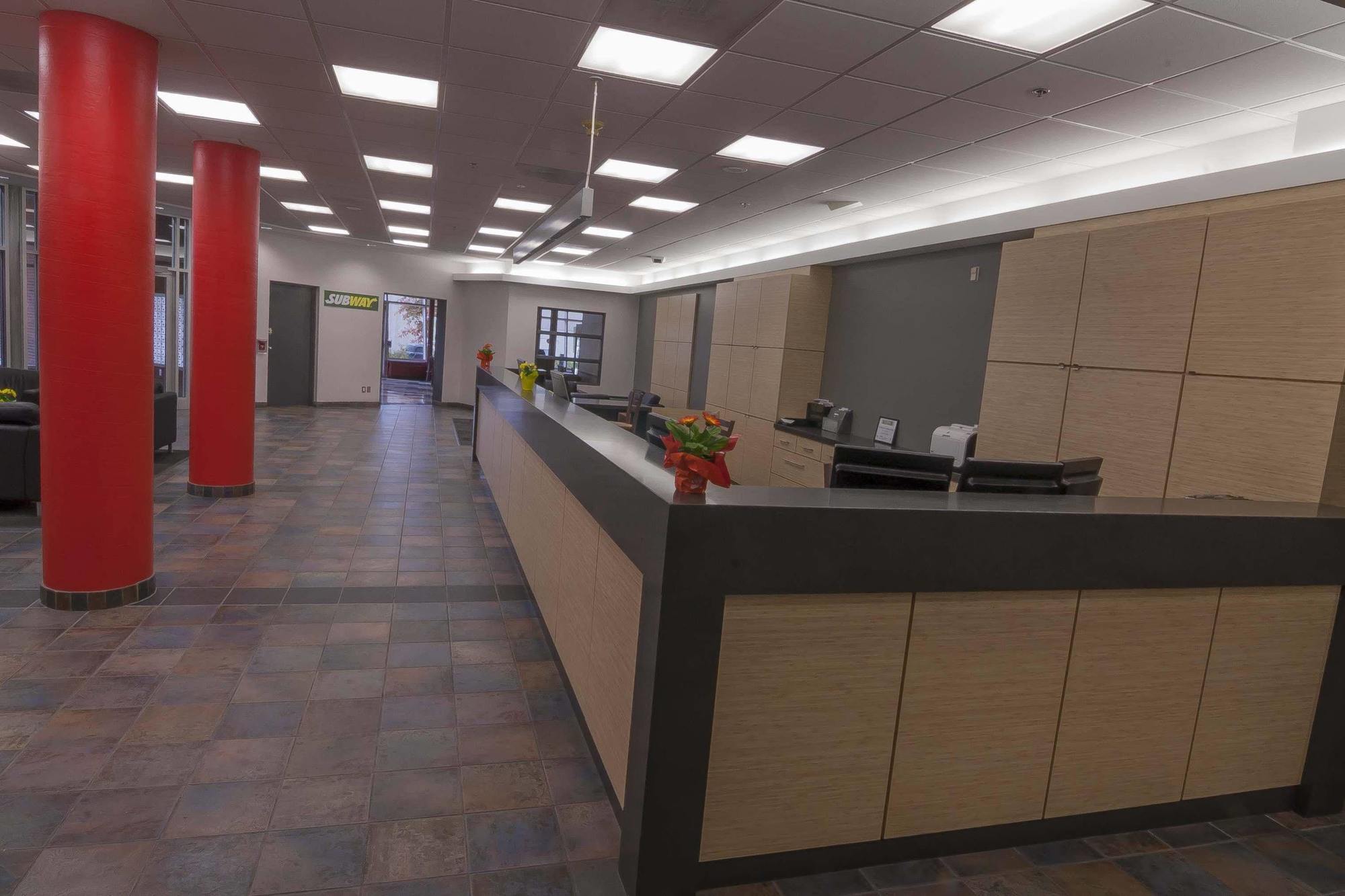 Apartment & Conference Centre - *