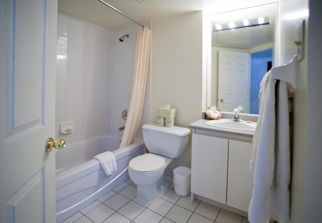 Glen Grove - Conservatory Tower 3*