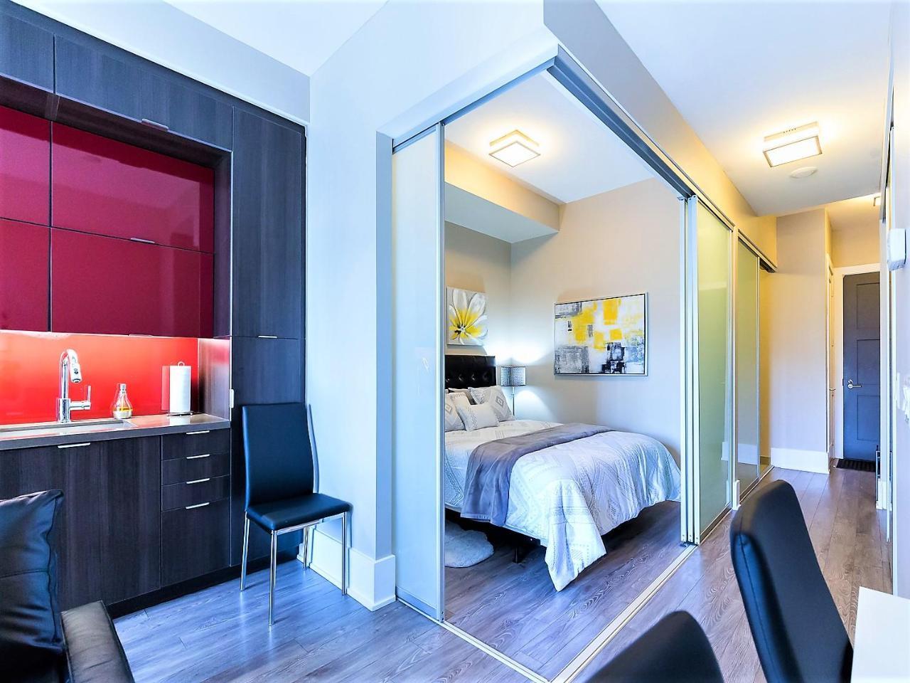Upscale At Cn Tower, Metro Convention & Rogers Centre