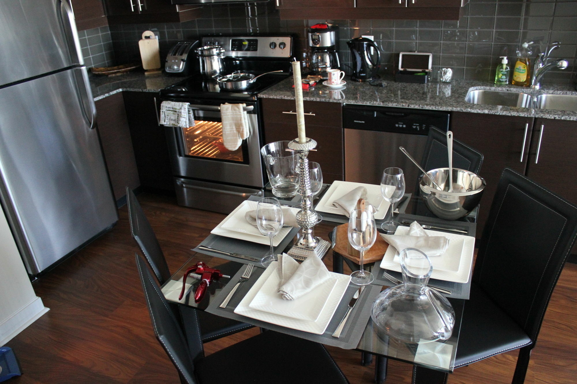 Hotel Luxury - Heart Of Downtown 4*
