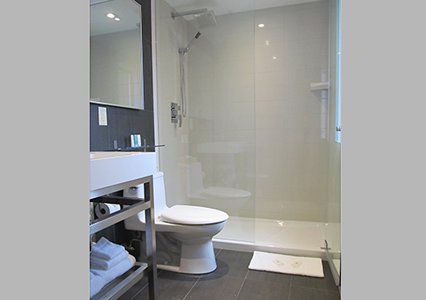 The Saint Hotel, Ascend Collection Toronto