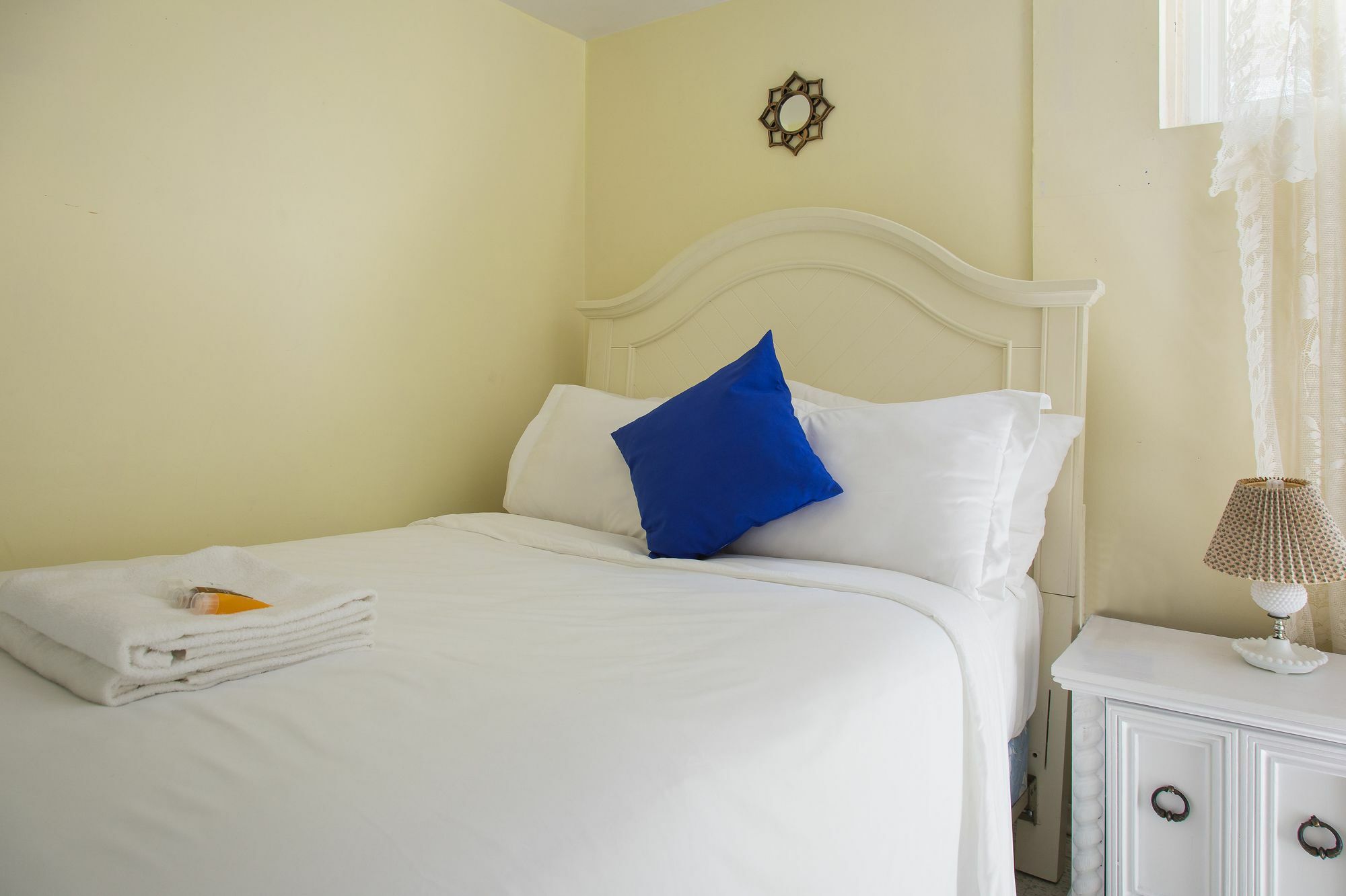 Charlton Suites Guest House