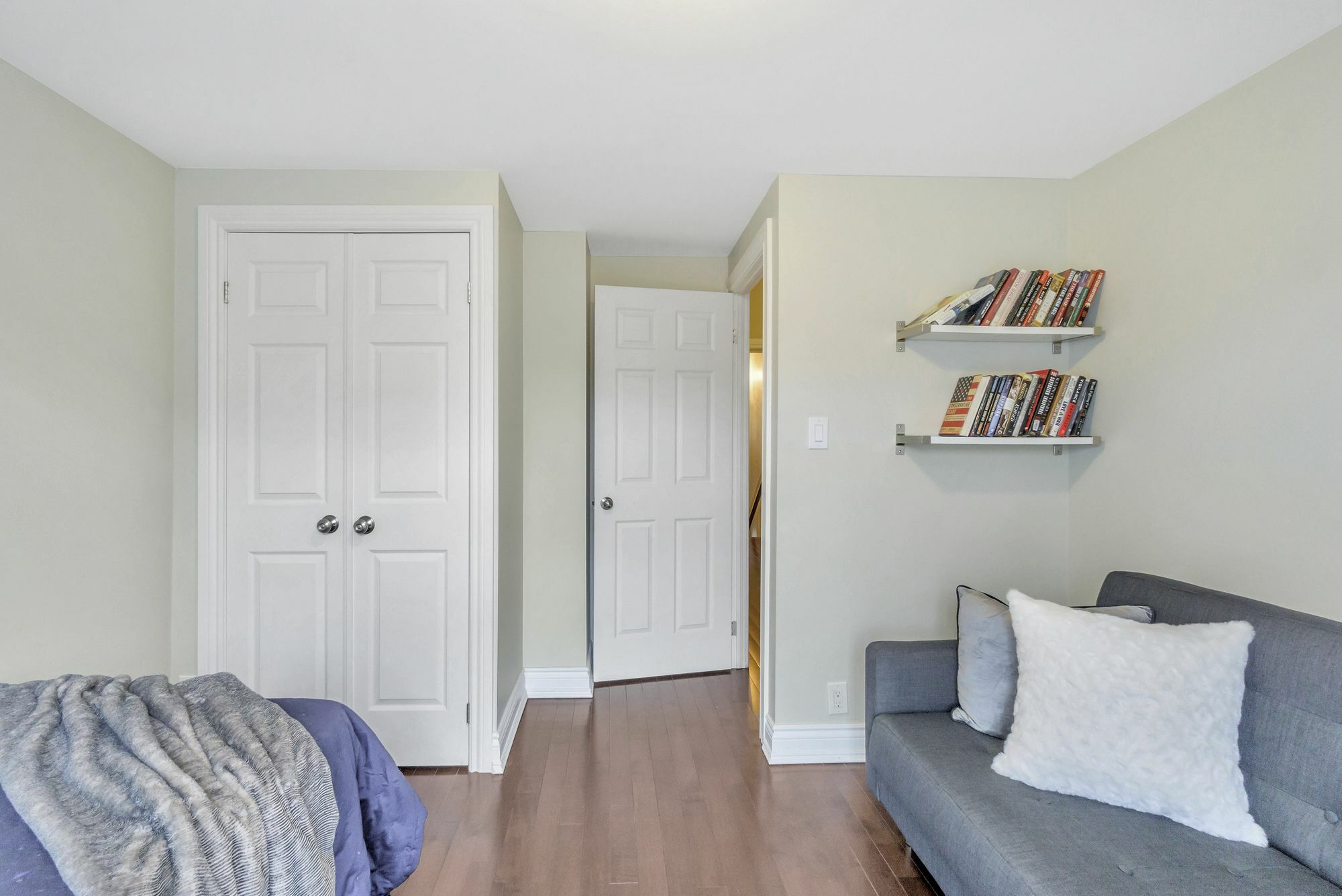 Quickstay - Chic & Modern Townhouse In Little Italy * Toronto