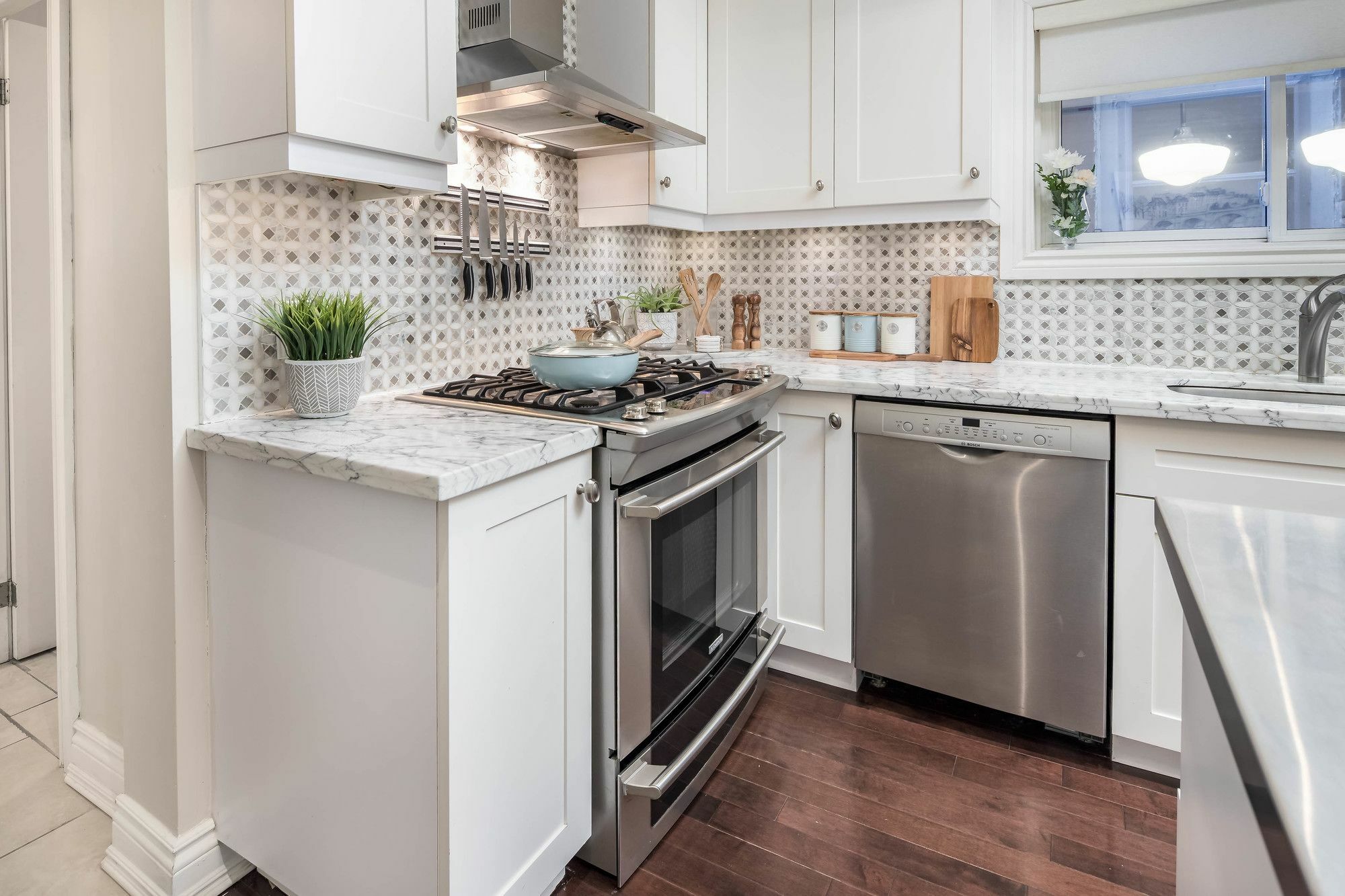 Quickstay - Chic & Modern Townhouse In Little Italy *
