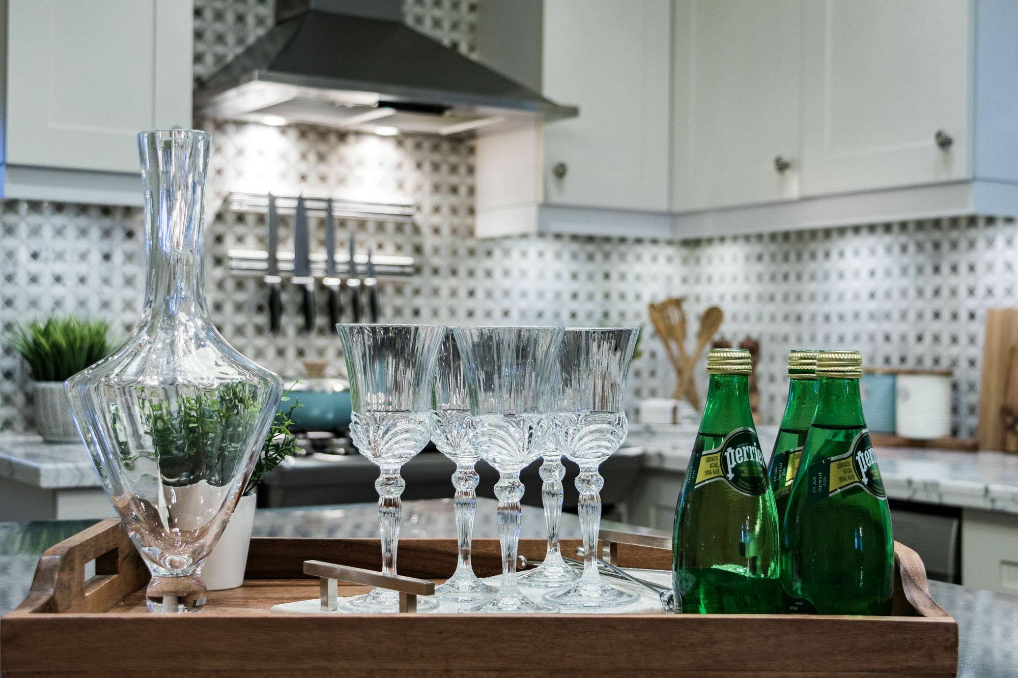 Quickstay - Chic & Modern Townhouse In Little Italy * Toronto