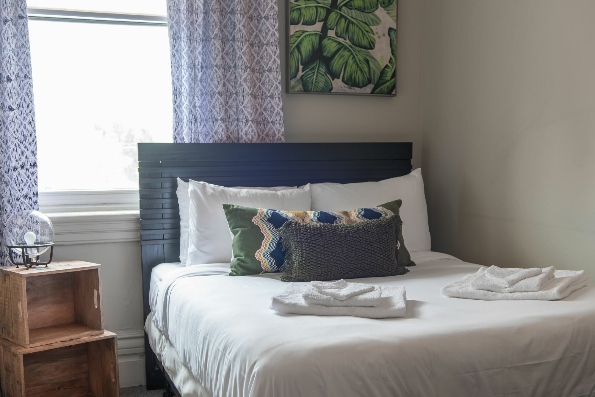 Charming 3br In Queen Street East By Sonder Apartment