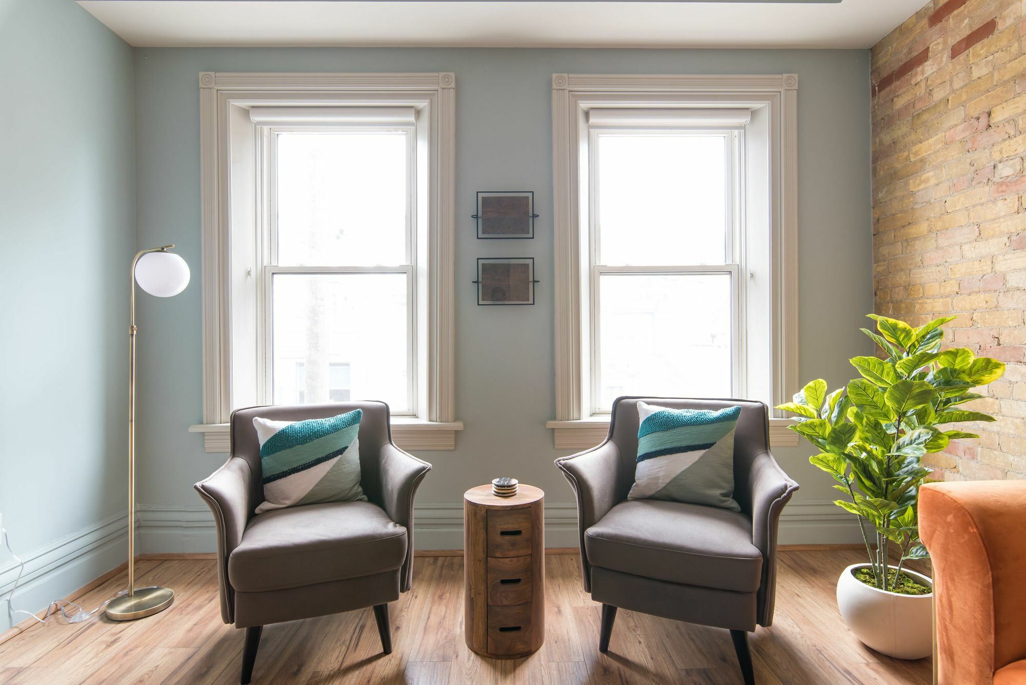 Charming 3br In Queen Street East By Sonder * Toronto