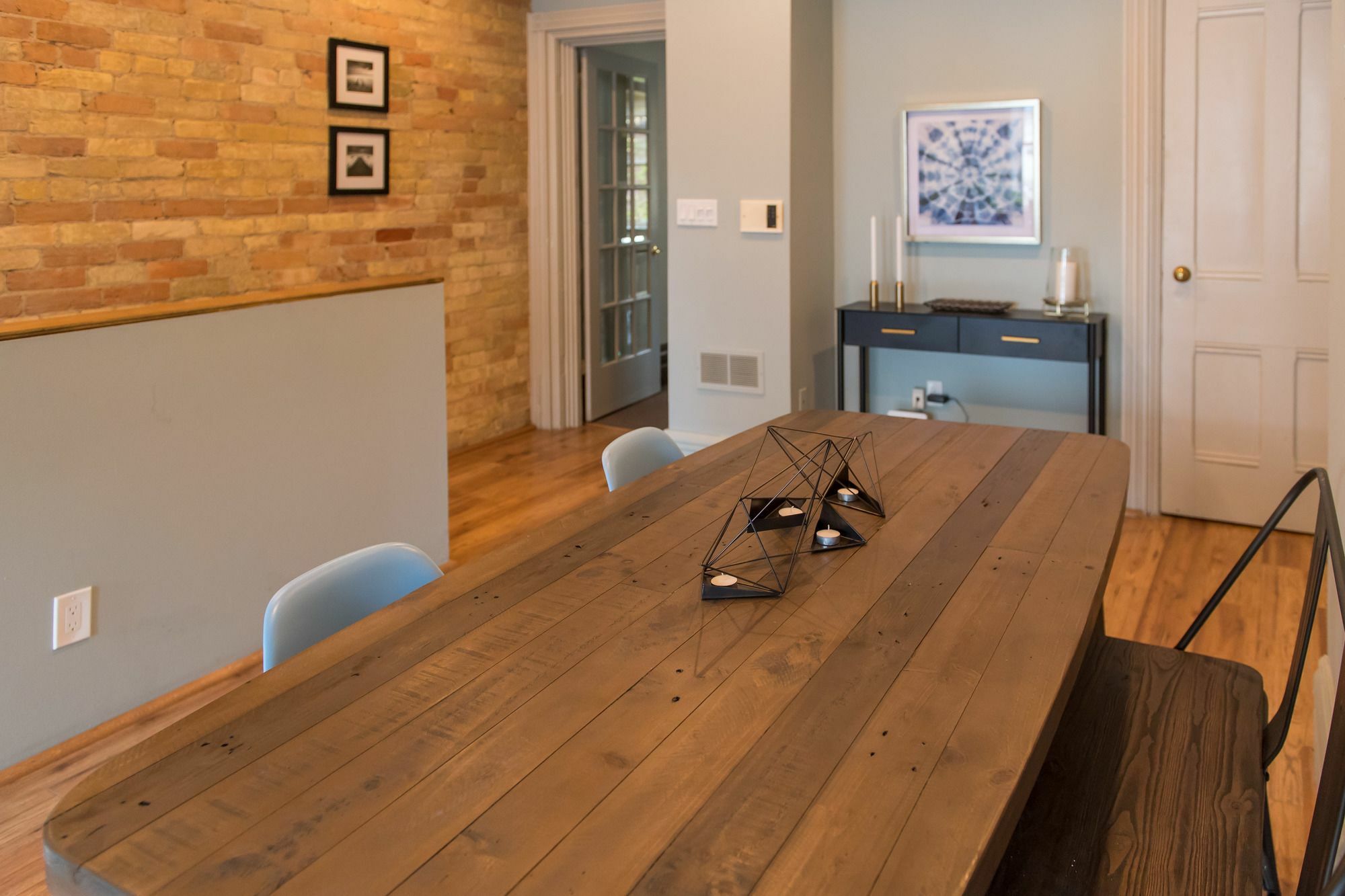 Charming 3br In Queen Street East By Sonder