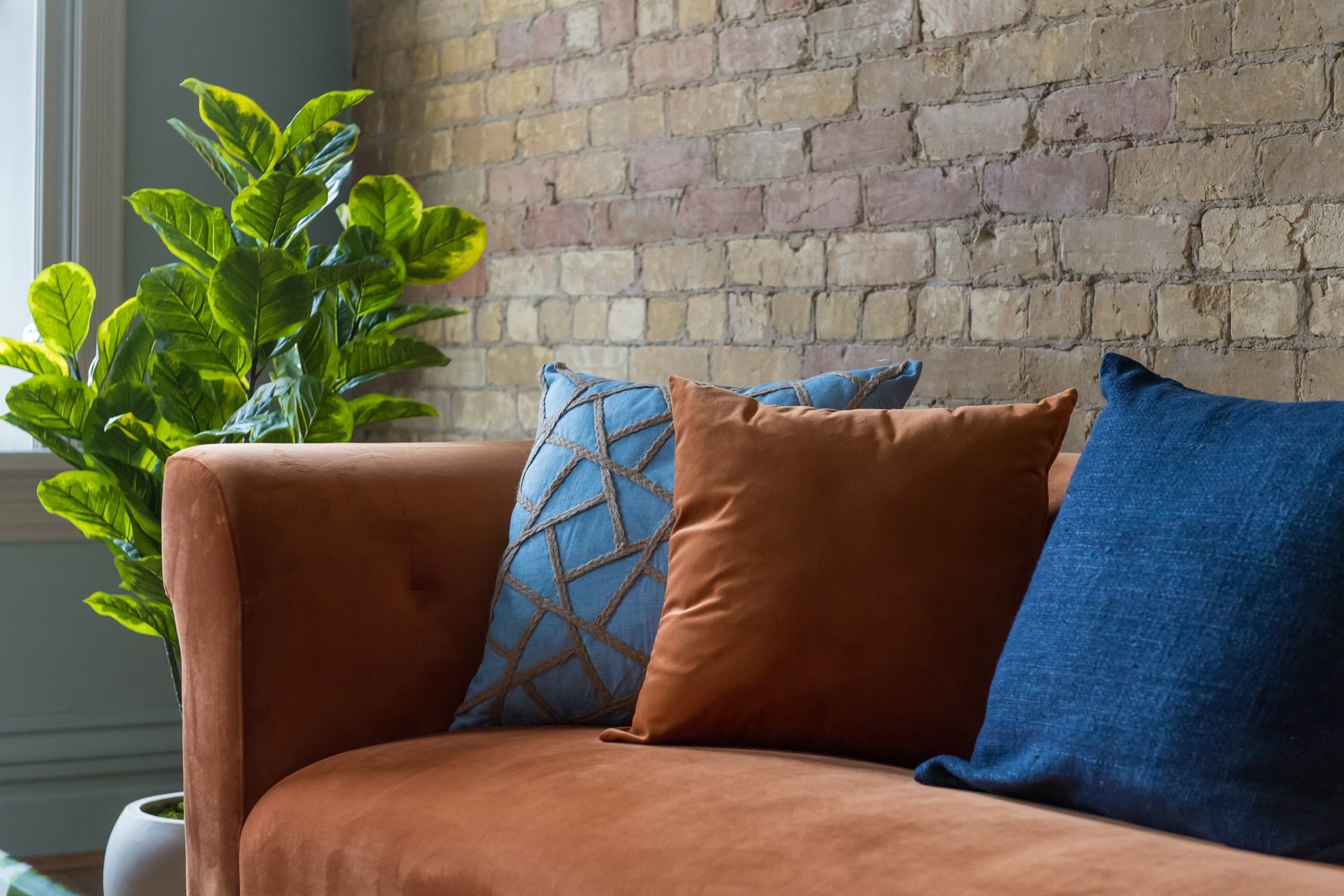 Charming 3br In Queen Street East By Sonder Apartment Toronto