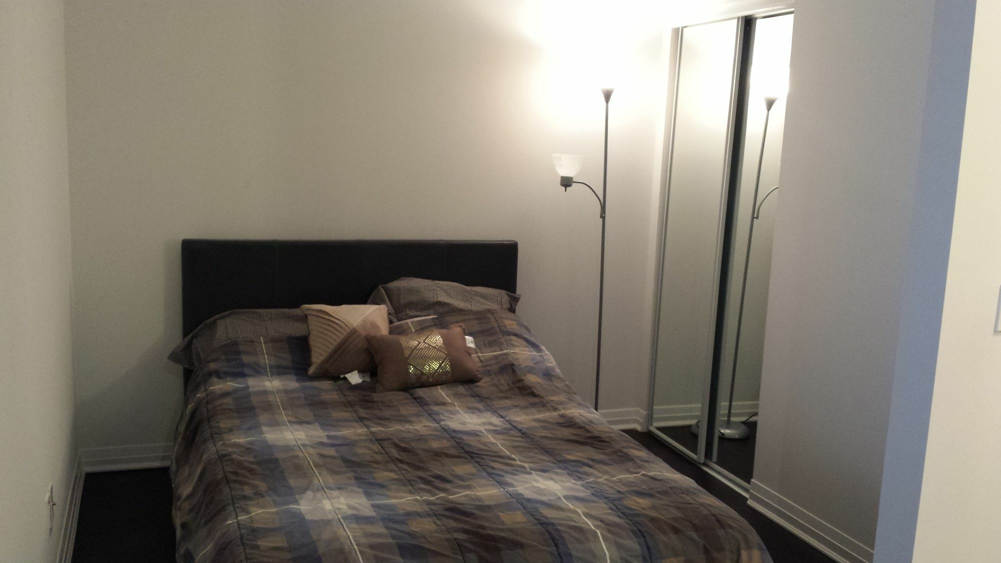 Ice Furnished Toronto