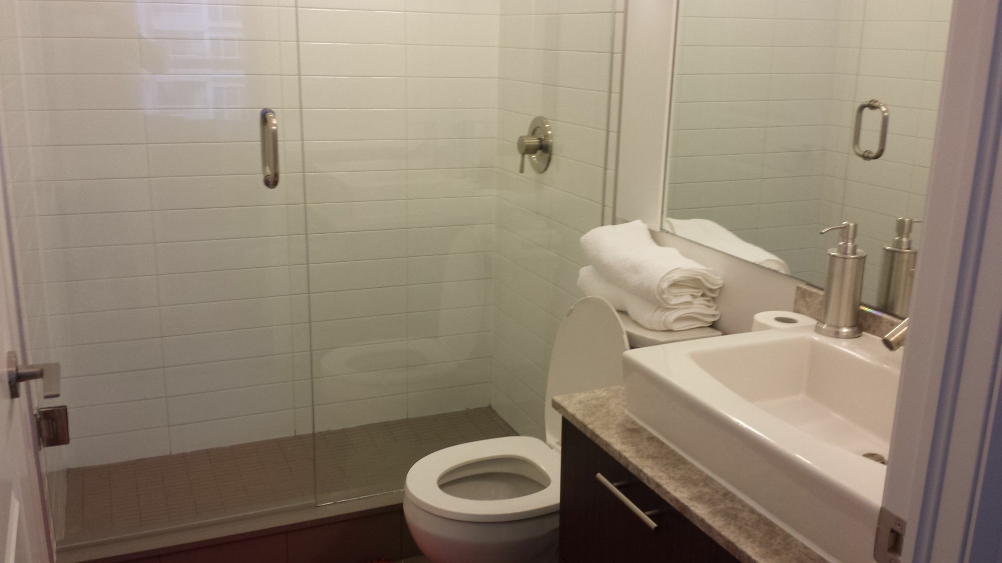 Ice Furnished * Toronto