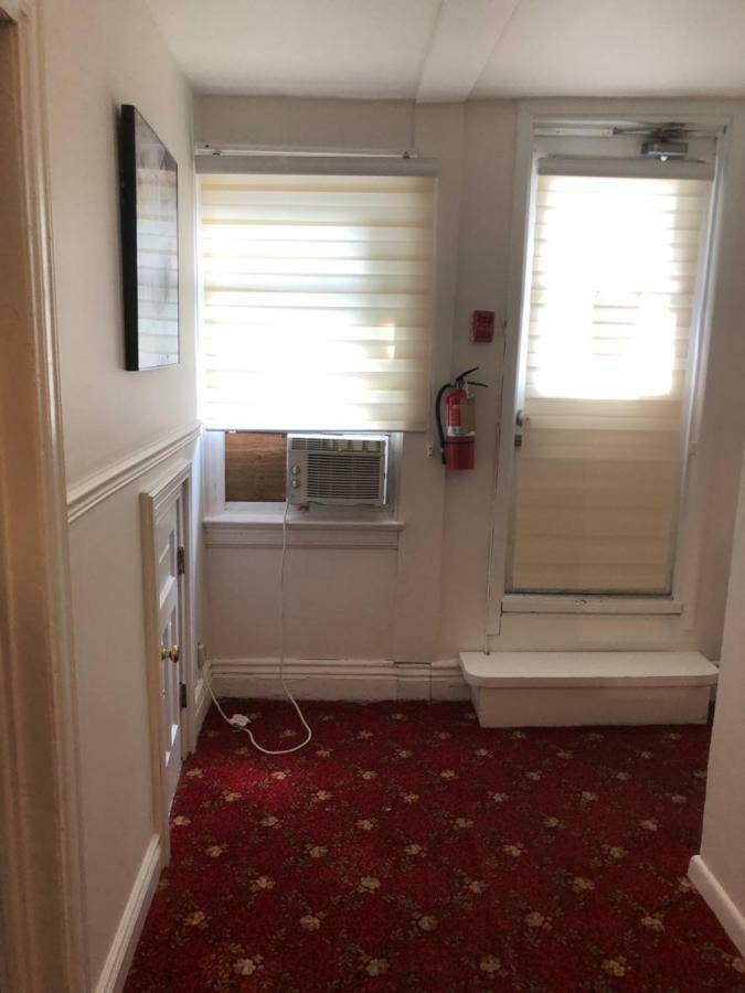 Mina's Guest house