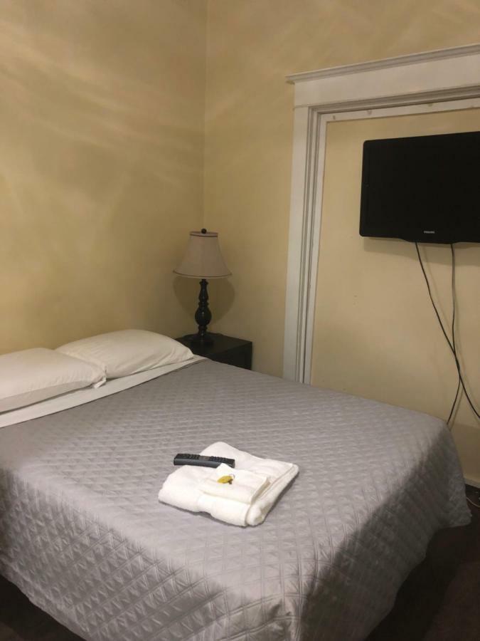 Mina's Guest house