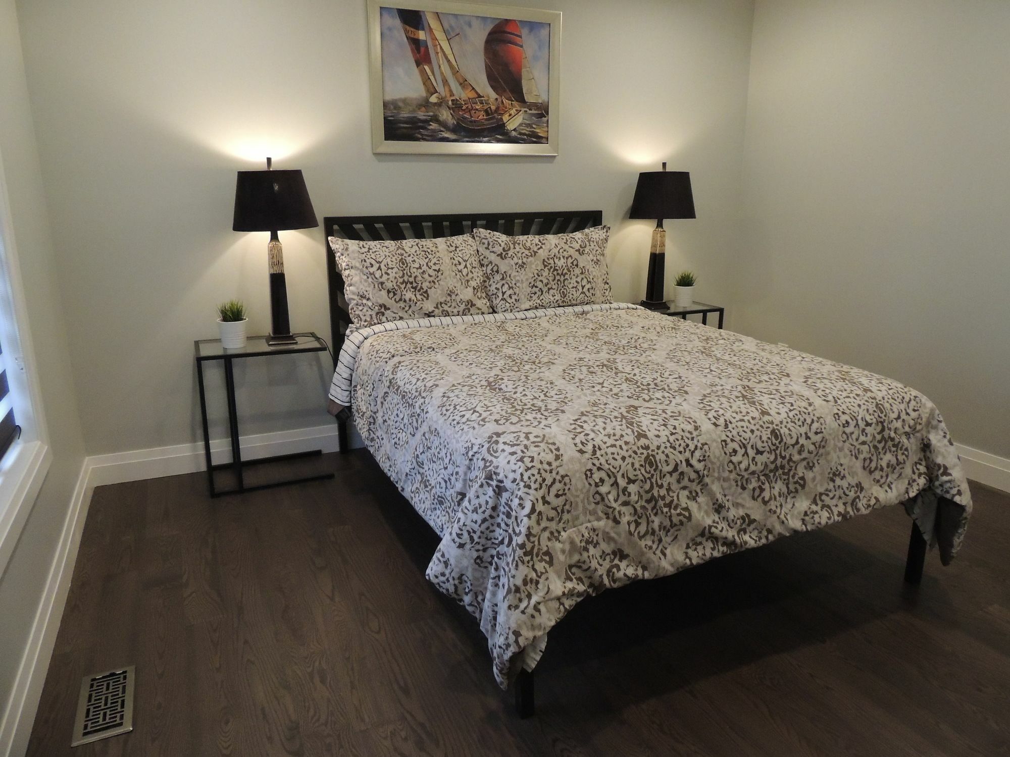 Iresidence In - 4 Bedroom Vacation * Toronto